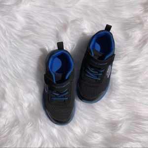 Boys Skechers Shoes Size 8